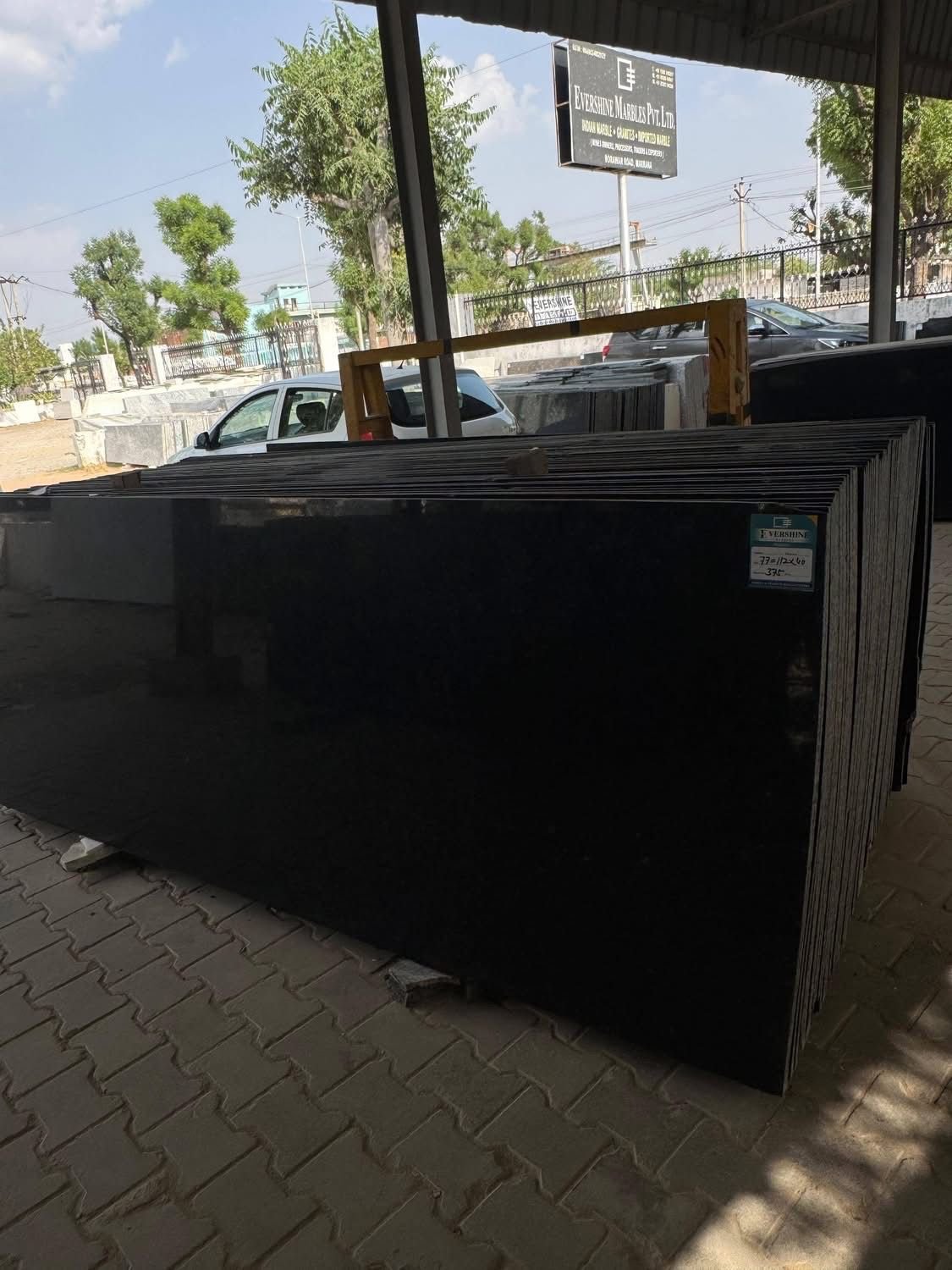 Carbon Black Granite - Image 3